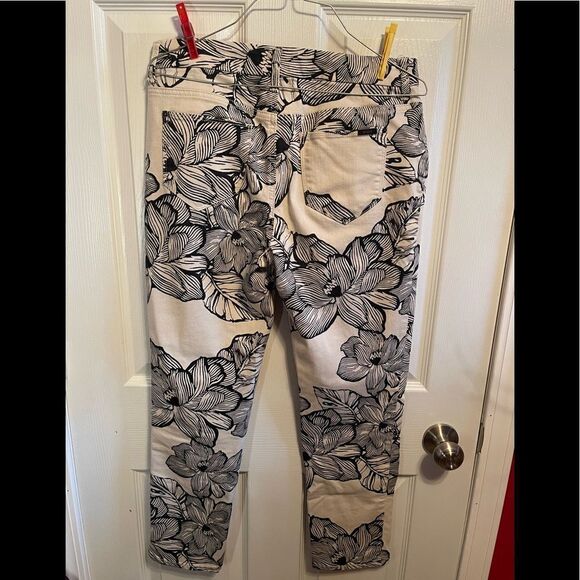 Chico’s so Slimming girlfriend ankle jeans sz 0 - Picture 2 of 5